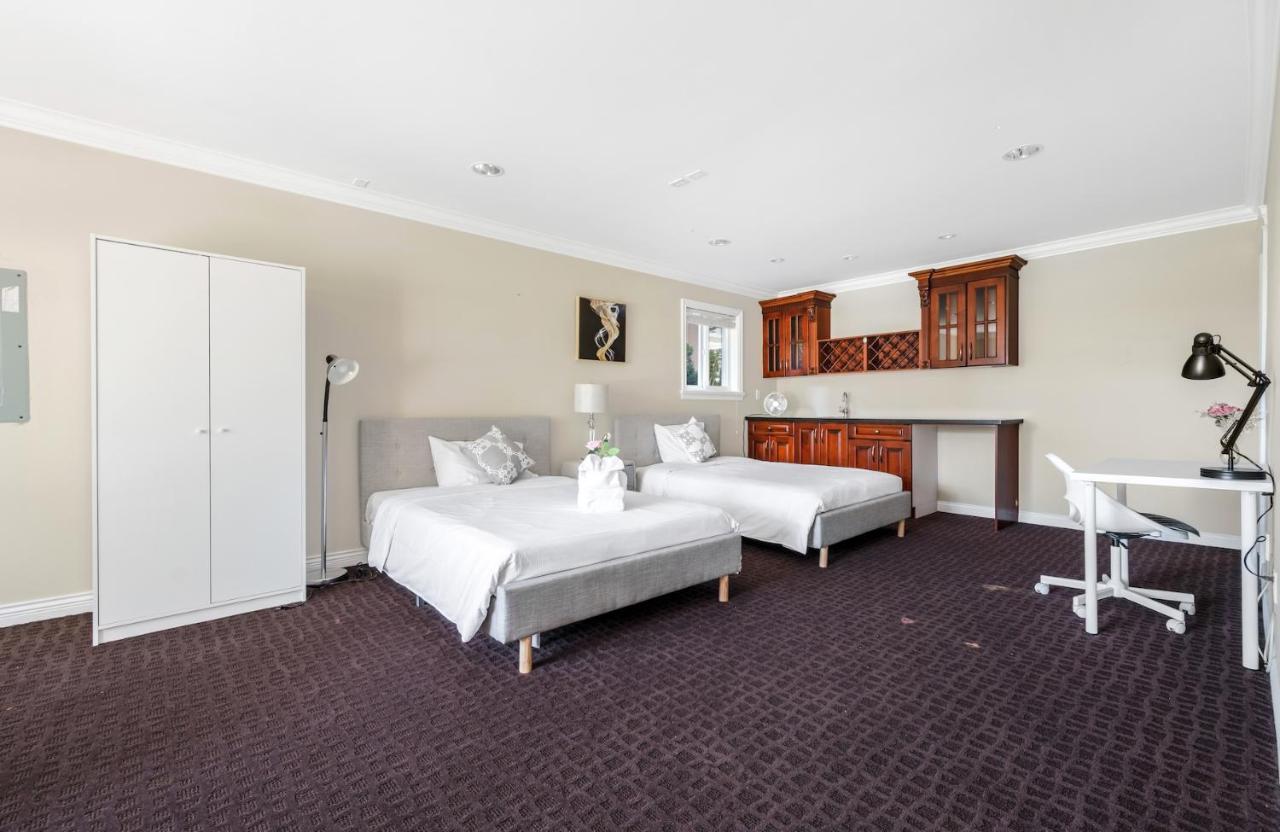Share Home 1Bd Suite In Coquitlam Exterior photo